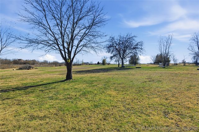 33986 E 157th Street S, Coweta, OK 74454