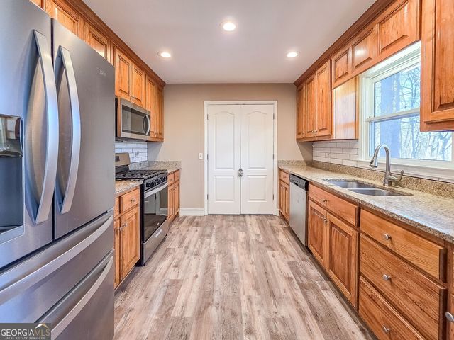 165 Horseshoe Bend, Jasper, GA 30143