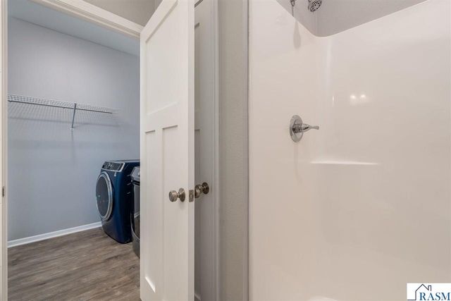 3201 & 3203 Noble Drive, Mankato, MN 56003