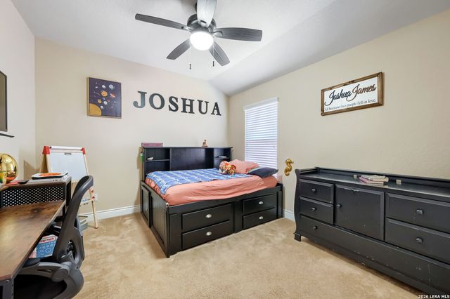 2724 Running Fawn, San Antonio, TX 78261