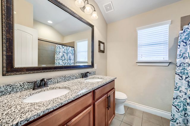 2724 Running Fawn, San Antonio, TX 78261