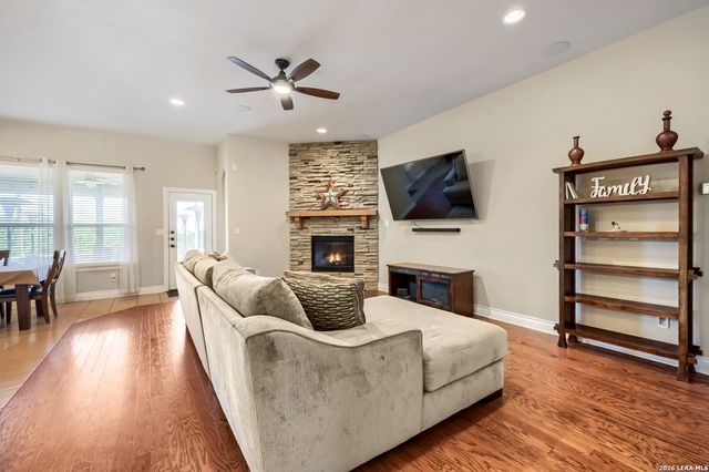 2724 Running Fawn, San Antonio, TX 78261