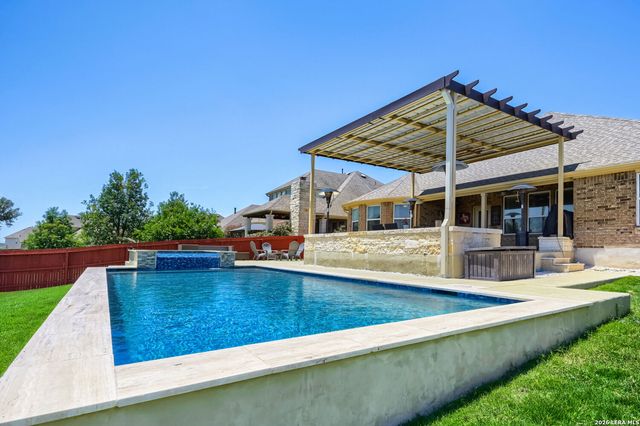 2724 Running Fawn, San Antonio, TX 78261