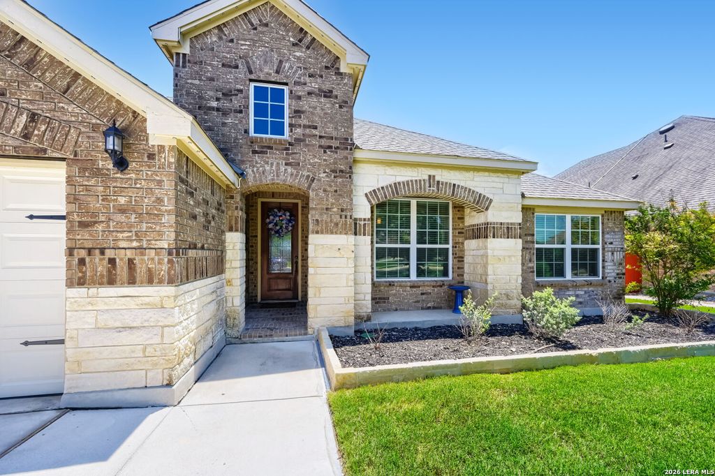 2724 Running Fawn, San Antonio, TX 78261