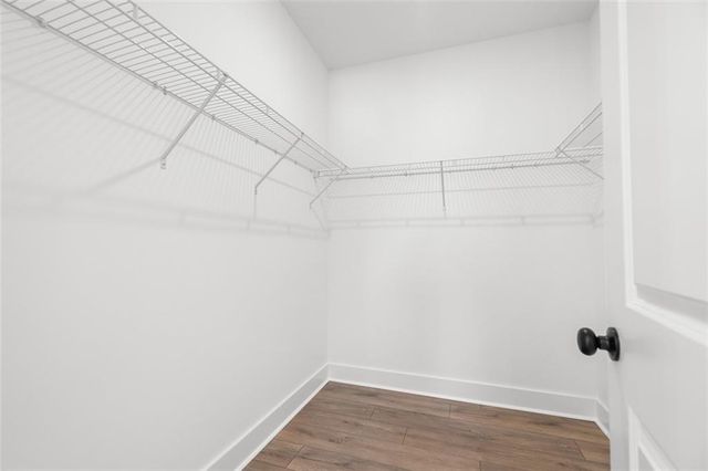 369 King's Landing, Hapeville, GA 30354