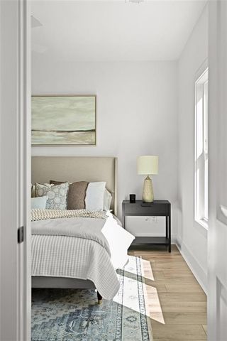 369 King's Landing, Hapeville, GA 30354