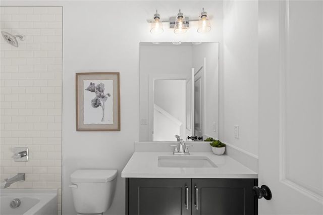 369 King's Landing, Hapeville, GA 30354