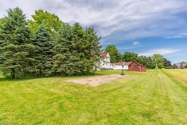 11500 Louisville Street, Louisville, OH 44641