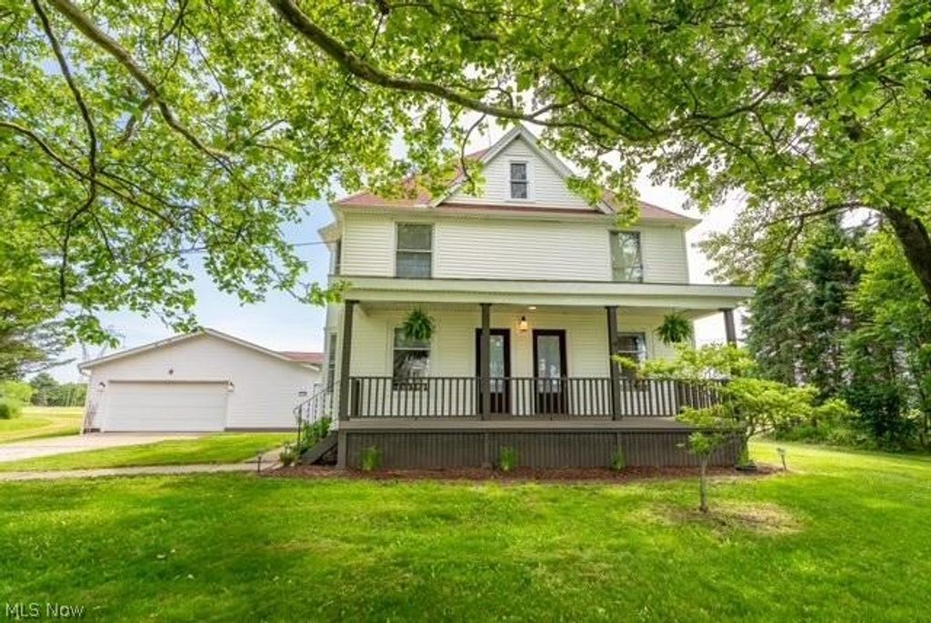 11500 Louisville Street, Louisville, OH 44641