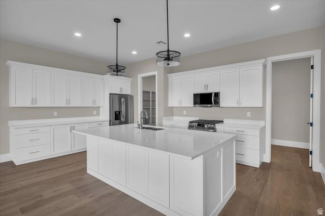 5496 W SAND RIDGE DR, Hurricane, UT 84737