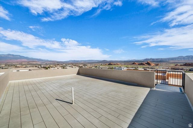 5496 W SAND RIDGE DR, Hurricane, UT 84737
