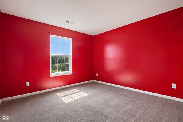 5682 W Port Drive, Mccordsville, IN 46055