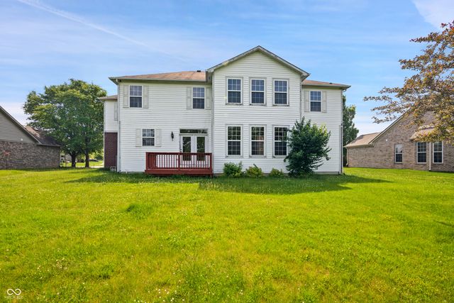 5682 W Port Drive, Mccordsville, IN 46055