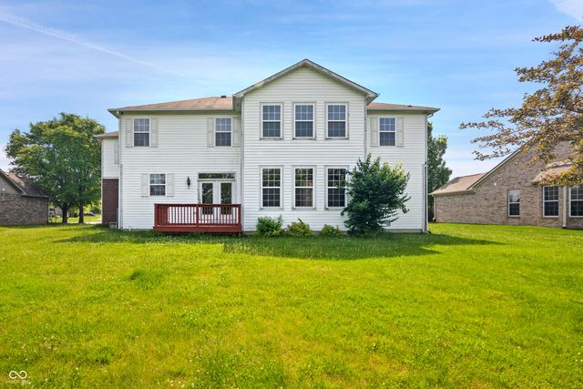 5682 W Port Drive, Mccordsville, IN 46055