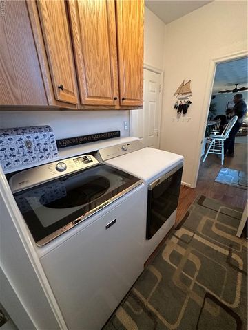 1409 Glenwood Links LN, Virginia Beach, VA 23464