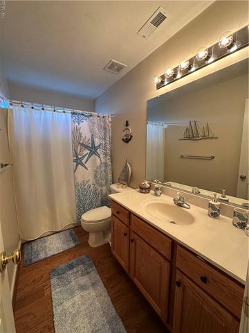 1409 Glenwood Links LN, Virginia Beach, VA 23464