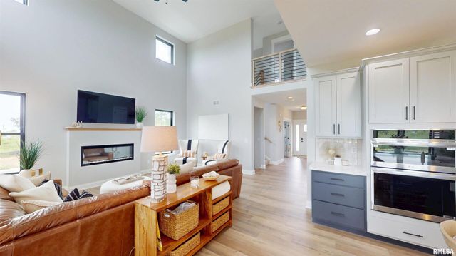 Lot 14 Faiths Way, Bettendorf, IA 52722