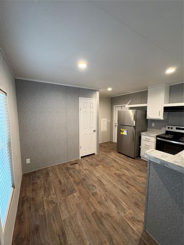 13230 Captain Circle, Willis, TX 77318