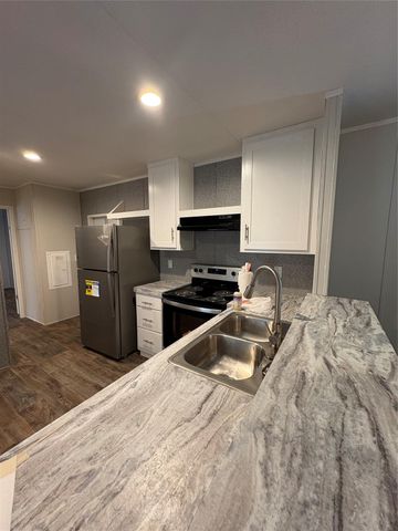 13230 Captain Circle, Willis, TX 77318