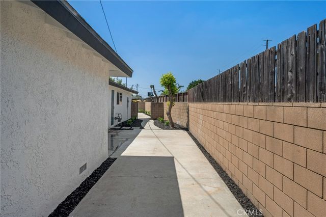 16512 E Cypress, Covina, CA 91722
