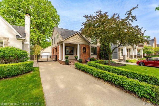 1259 Cedar Drive, Birmingham, MI 48009