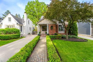 1259 Cedar Drive, Birmingham, MI 48009