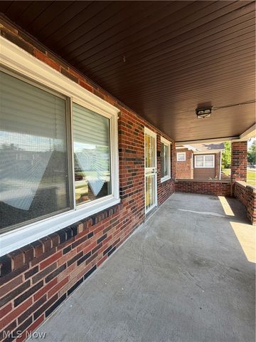 18229 Neff Road, Cleveland, OH 44119