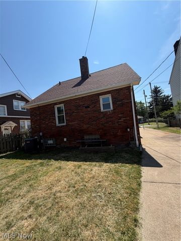18229 Neff Road, Cleveland, OH 44119