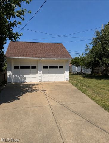18229 Neff Road, Cleveland, OH 44119