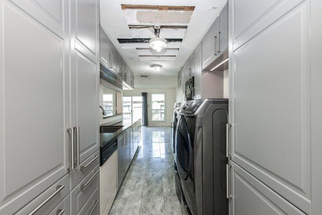 2119 Hazlitt Drive, Houston, TX 77032