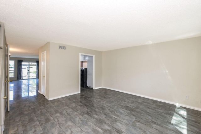 2119 Hazlitt Drive, Houston, TX 77032