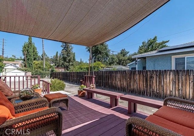 817 Chestnut Avenue, Los Angeles, CA 90042