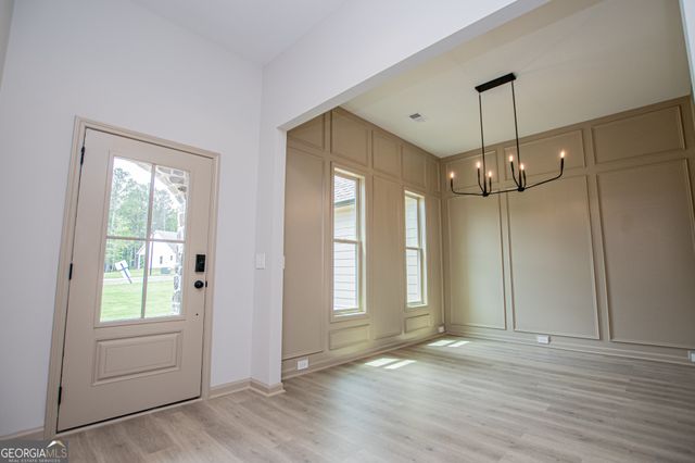 133 Woodford Drive, Roopville, GA 30170