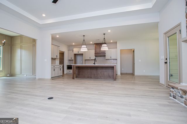 133 Woodford Drive, Roopville, GA 30170
