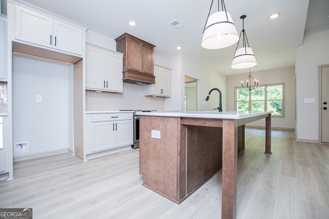 133 Woodford Drive, Roopville, GA 30170