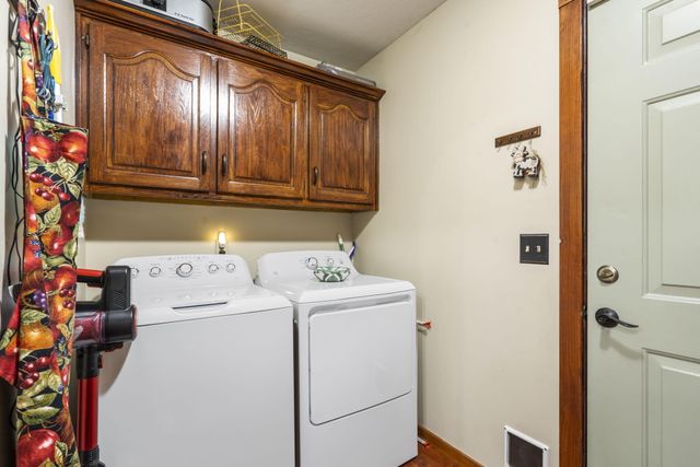 1744 W Montana Court, Nixa, MO 65714