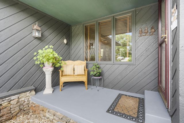 1744 W Montana Court, Nixa, MO 65714