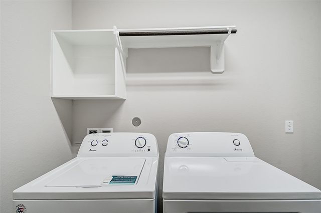 11014 Crescent Light Way, Houston, TX 77043