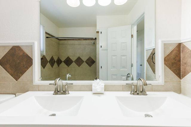 5022 52nd Street, Lubbock, TX 79414