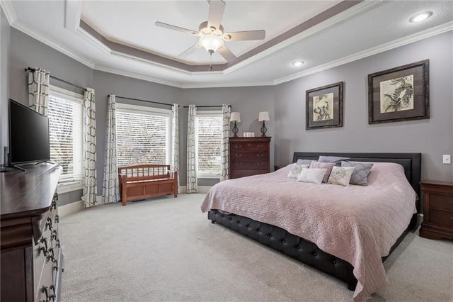 9610 NE 96th Court, Kansas City, MO 64157