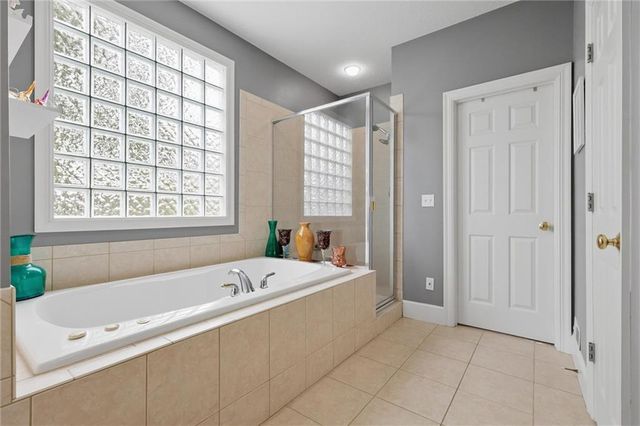 9610 NE 96th Court, Kansas City, MO 64157