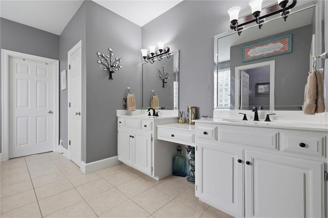 9610 NE 96th Court, Kansas City, MO 64157