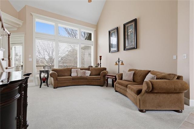 9610 NE 96th Court, Kansas City, MO 64157