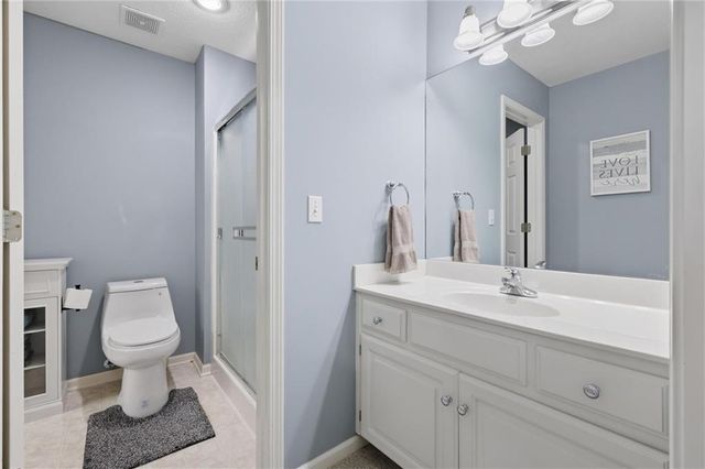 9610 NE 96th Court, Kansas City, MO 64157