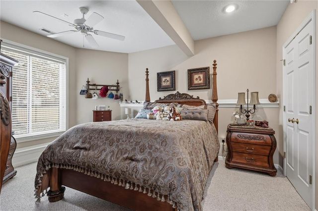 9610 NE 96th Court, Kansas City, MO 64157