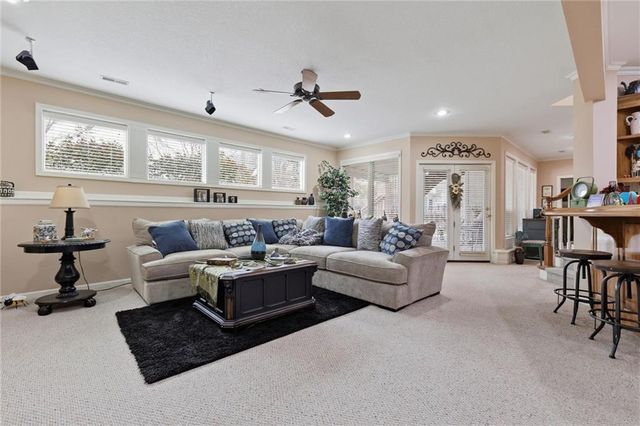 9610 NE 96th Court, Kansas City, MO 64157