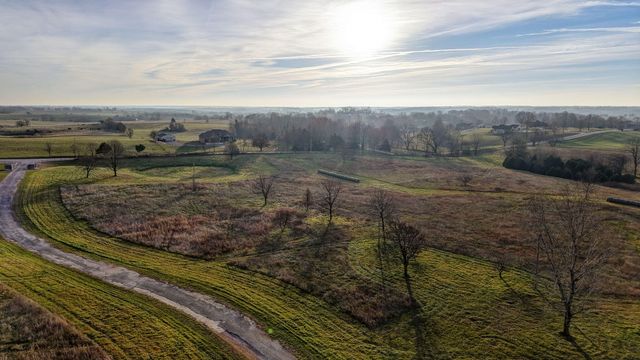 1545 Beal Road, Republic, MO 65738