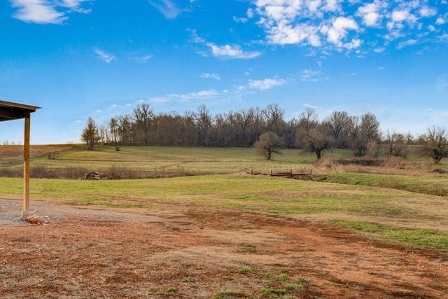 1545 Beal Road, Republic, MO 65738
