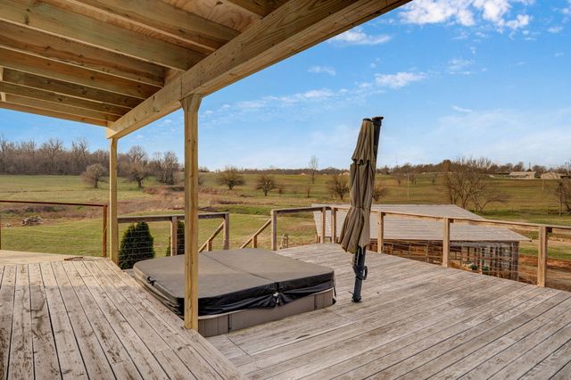 1545 Beal Road, Republic, MO 65738