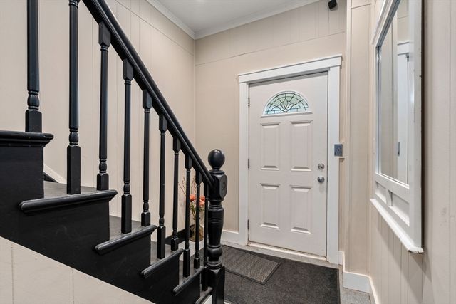 32 Richardson St 1, Somerville, MA 02145
